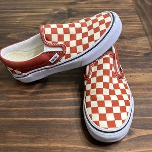 Vans, slip ons, womens size 6, mens size 4.5. Previously worn, good shape.